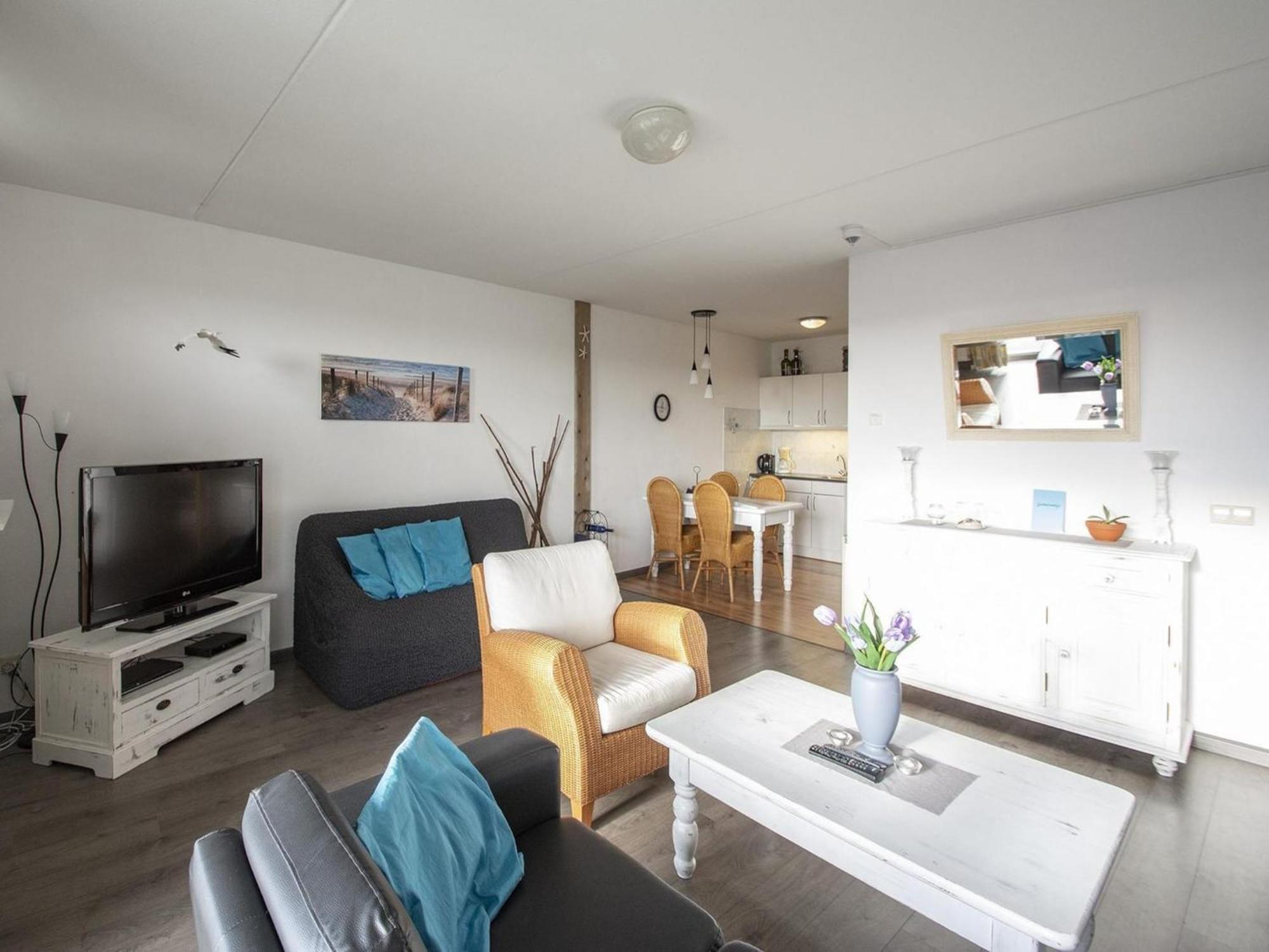 An Apartment That Is Attractively Furnished Юлианадорп Экстерьер фото